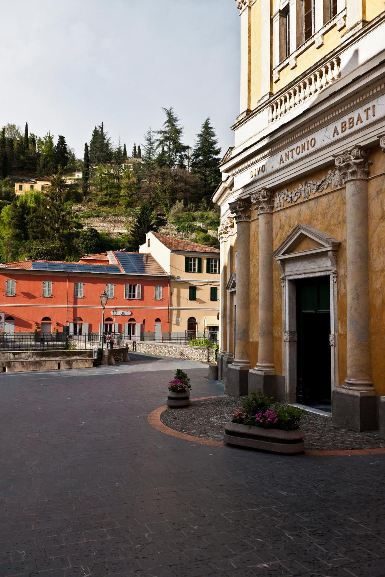 Relais Del Maro Hotel Borgomaro Exterior photo